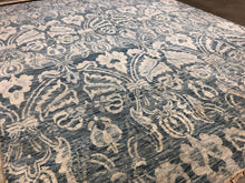 9' x 12' Hand-Knotted - 100% Wool - Area Rug